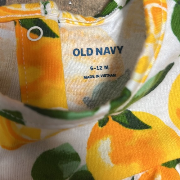 🍋 NWOT Old Navy Romper 🍋 - Picture 3 of 5